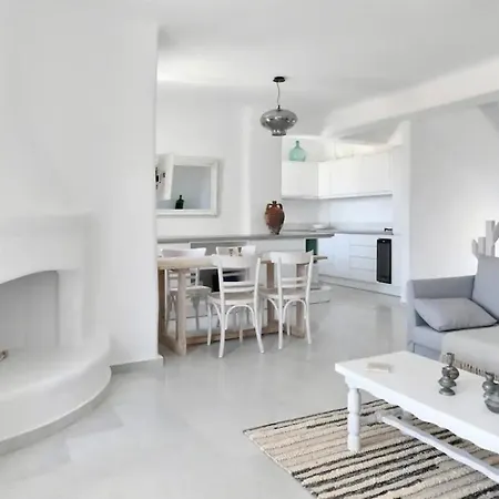 Galano Paros Greece فيلة *